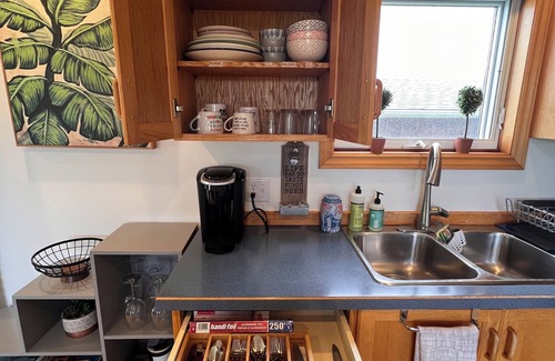 Lincoln Cottage | Finally the Perfect Escape in Niagara!