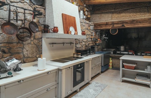 Vilagarcia de Arousa Villa | Finca Garcia - Three Bedroom Villa, Sleeps 8