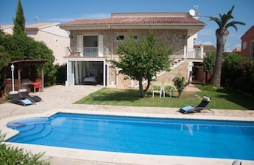 Badia Gran Villa | Finca with pool + barbecue area, home office, conservatory for 12 people
