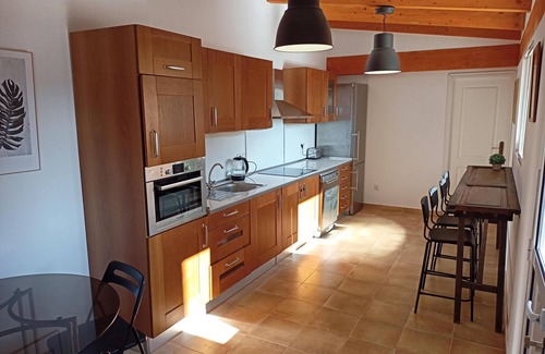 Llevant Cottage | Finca with views and 10 minutes from the beach, for 6 people.