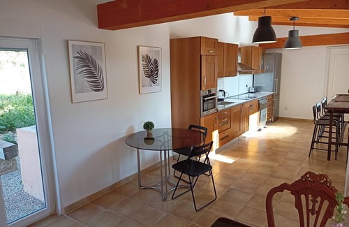 Llevant Cottage | Finca with views and 10 minutes from the beach, for 6 people.