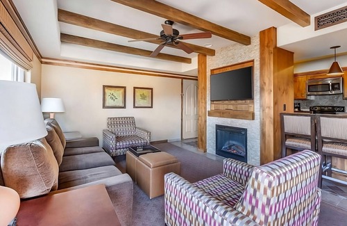 West Sedona Hotel | Find Your Zen in Sedona! Full Kitchen, Swimming Pool, Free Parking!