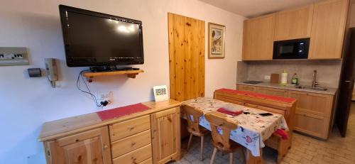 Turri Piano Apartment | Fior d'Alpe