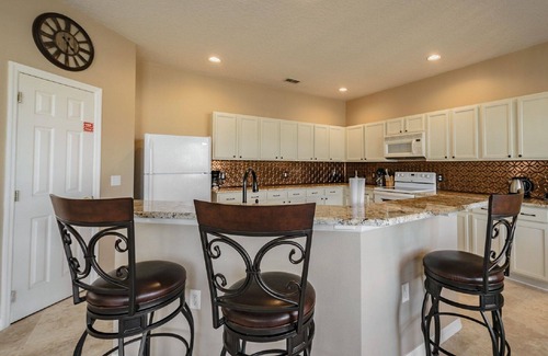 Windwood Bay House | FIRST CLASS! MUST SEE.EXECUTIVE HOME NEAR CHAMPIONS GATE! A+