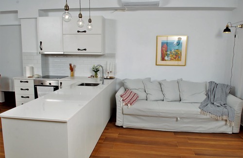 Tsoutsouros House | First floor house next to the sea with mountain and sea view