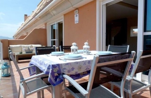 Molinell Apartment | FIRST LINE BEACH PENTHOUSE WITH SEA VIEWS. WIFI.