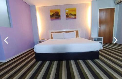 Kampung Gong Pauh Hotel | First Residence Hotel Kemaman