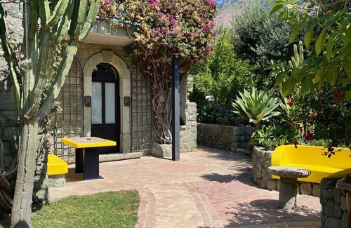 Panza Apartment | "Fish Cottage" with garden, swimming pool and spa hot tub