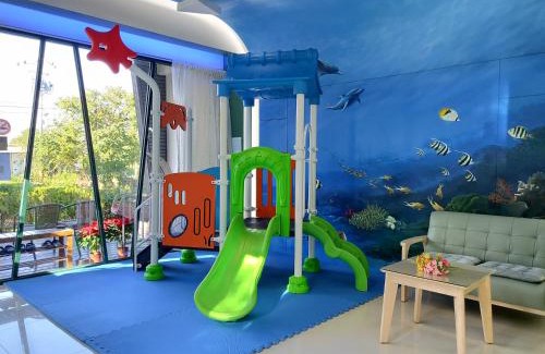 Dongshan Villa | Fish Nest Villa 宜蘭親子包棟民宿 戲水池 歡唱 代訂晚餐