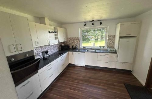 Bylderup-Bov House | Fiskesøens Hus - Lige ud til vandet - Sø & Å