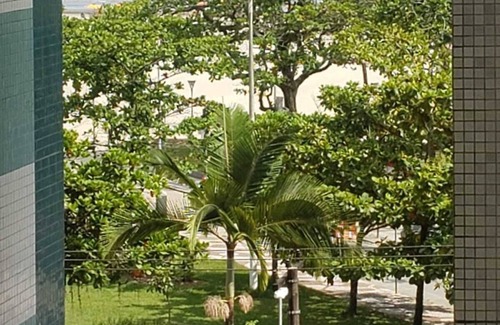 Pompeia Apartment | FIT ON THE BEACH BLOCK, WITH A VIEW TO THE SEA AND 1 SPACE! INCREDIBLE!