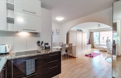 Paradiso Apartment | Fitness friendly studio apartment in Paradiso (Little Paradise)