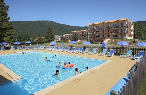 Autrans-Meaudre-en-Vercors Apartment | Fitness, swimming pool, parking, tv, 54m², Autrans