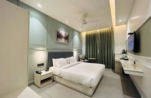 Haldwani Hotel | Five Elements Hotels Goldleaf Haldwani