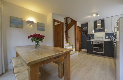 Kingsbridge Cottage | Fixit Cottage