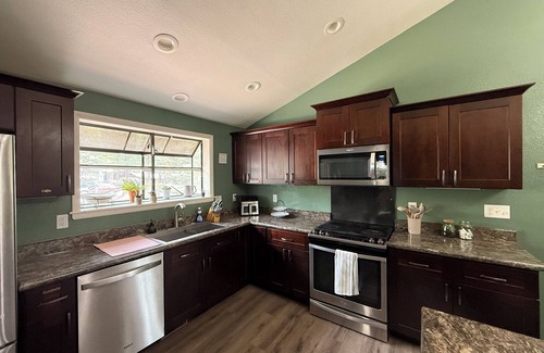 Swiss Manor House | Flagstaff Getaway!nSleeps up to 14 comfortably!