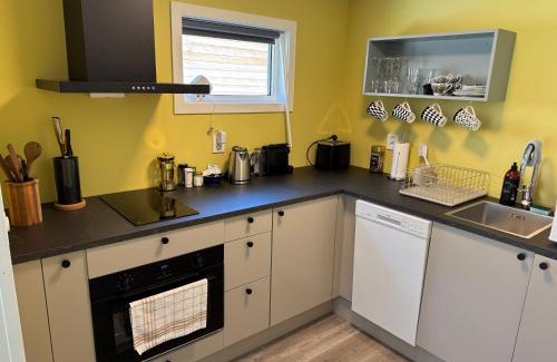 Flam Ski Chalet | Flåm Tinyhouse with a Waterfall View