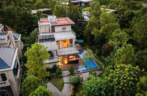 Mang Yang Villa | Flamingo dai lai resort - Hilltop H2 12