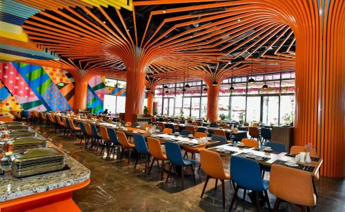 Hoang Hoa Hotel | Flamingo Hải Tiến Tầng 15 View Hướng Biển, Cực Chill