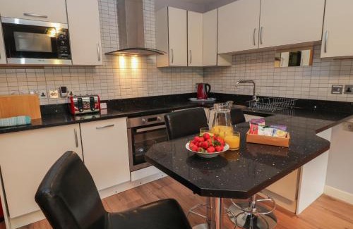 Sandbanks Apartment | Flat 5 Fairwinds