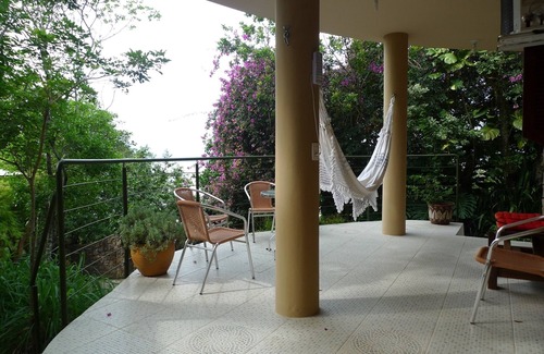 Sambaqui House | Flat between the green and the sea in Sambaqui