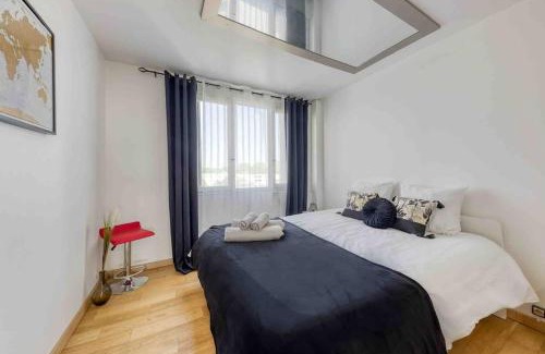 Saint-Denis Apartment | Flat Design St Denis 4 personnes