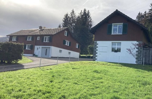 Wattwil Apartment | Flat "Im Toggi" with a view of the mountains