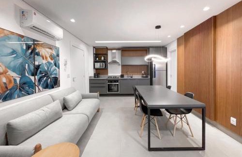 Santa Fe Apartment | Flat Moderno e Amplo ao Lado do Shopping CG