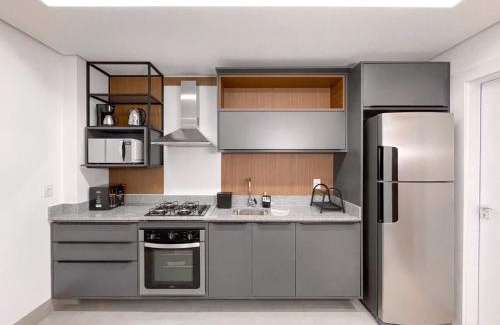 Santa Fe Apartment | Flat Moderno e Amplo ao Lado do Shopping CG