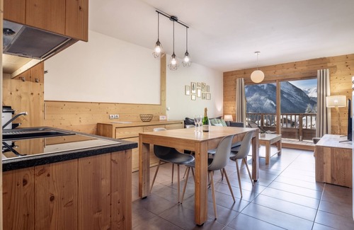Champagny-en-Vanoise Apartment | Flat mountains view - SKI-IN/OUT LA PLAGNE CHAMPAGNY- ideal for families