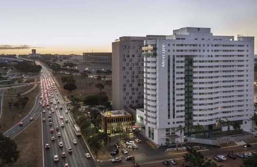 Setor Hoteleiro Norte House | Flat no Mercure no Coração de Brasília