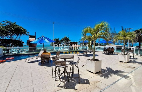 Macae Apartment | Flat pé na areia com vista internet e ar