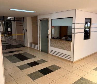 Sudoeste e Octogonal House | Flat Sudoeste Ed. Leonardo Center by CentoEdez