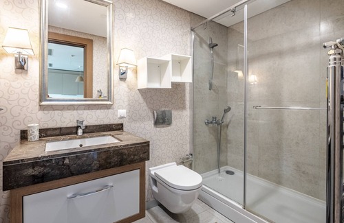 Maslak Apartment | Flat w Balcony 5 min to metro station in Sariyer