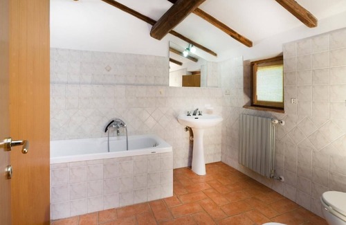 Castel Giorgio Apartment | Flat Walnut