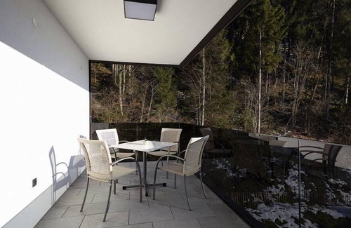 Distelberg House | Flat with covered terrace