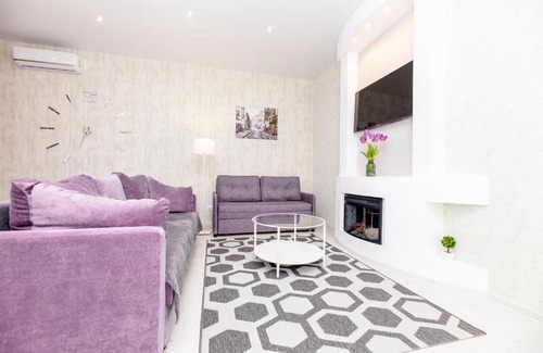 Tsentralny District Apartment | FlatBerry в центре Минска