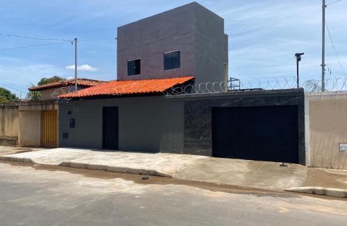 Nova Pirapora Apartment | Flats com ar condicionado, garagem e internet