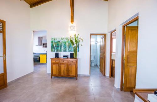 Anse-Bertrand House | Fleurs d'épices