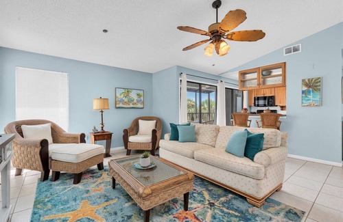 Holmes Beach House | Flip Floppin' at Sandy Pointe by Coastal Chic Vacations