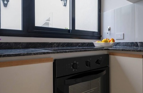 Villa Crespo Apartment | Fliphaus Serrano 1100