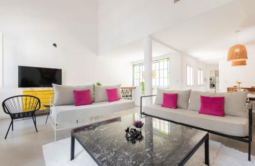 Palermo House | Fliphaus Villa Soho Vibes - Lux House Palermo Soho