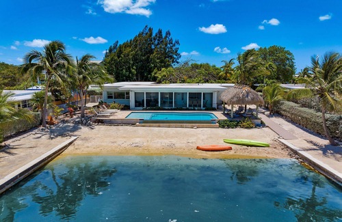 Marathon House | Flipper's Lagoon: 4 BR, 3 BA House in Marathon, Sleeps 10