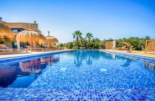 Campos Villa | Flor de Sal a Sa Canoveta by Bebreeze