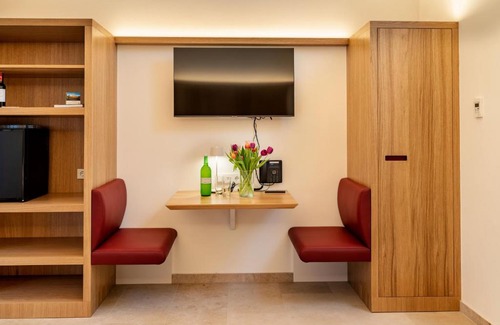 Schwarzau am Steinfelde Hotel | Flora auf Gut Guntrams