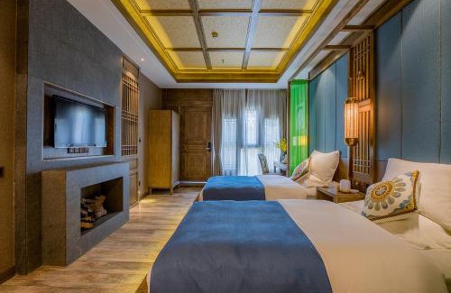 Dayan Old Town Hotel | Floral Qinyuan Light Luxury Inn Lijiang Ancient Town Flagship Store-花筑沁园轻奢客栈丽江古城店