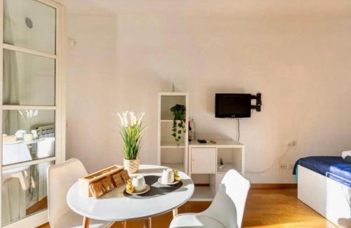 Isolotto Apartment | Florence Green apartament