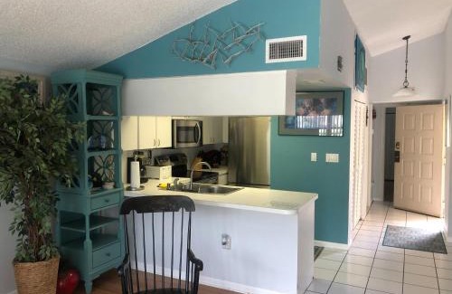 Palm Harbor Apartment | Florida Condos on Lake Tarpon
