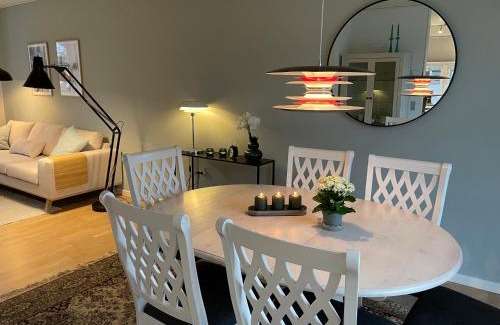 Rodbyhavn Villa | Flot byhus 2 min fra Lalandia og Femern