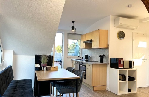 Kaltenweide Apartment | Flughafennähe, 24h-self-checkin, große Dachterrasse, WLAN, Smart-TV, Klima